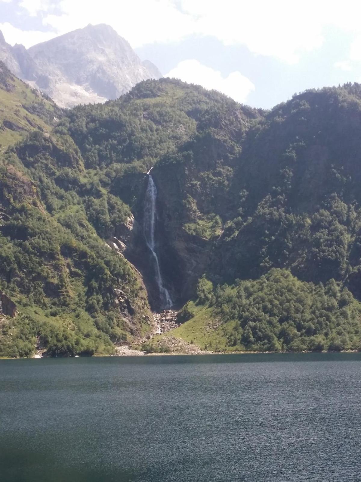 Appartement T2 4 Personnes Wifi Et Climatisation Bagnères-de-Luchon Εξωτερικό φωτογραφία